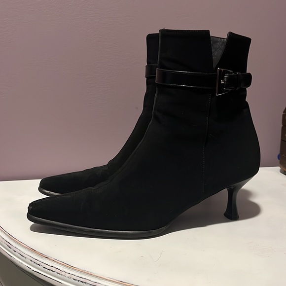 Stuart Weitzman booties 7.5 - Picture 7 of 16